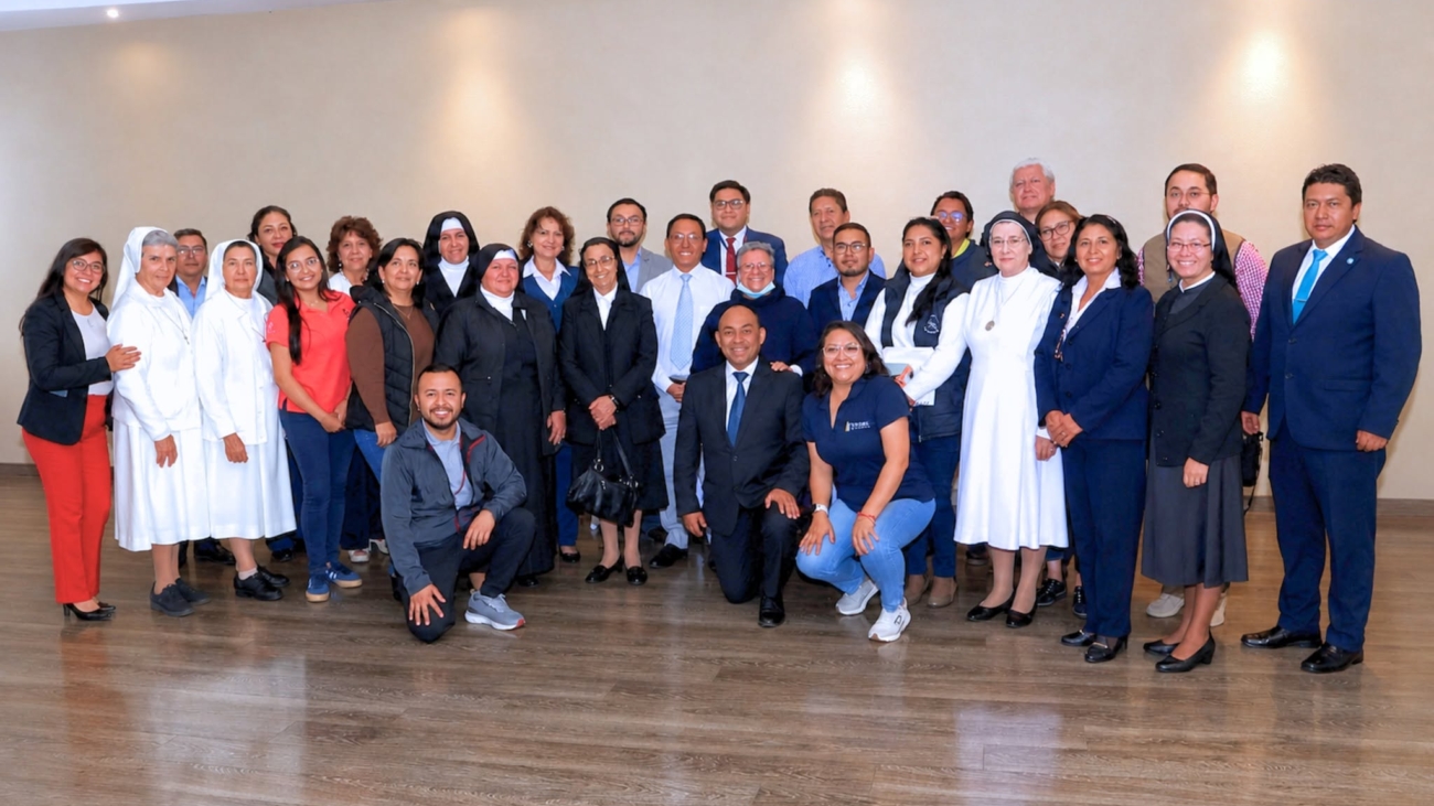 DESAYUNO CON RECTORES